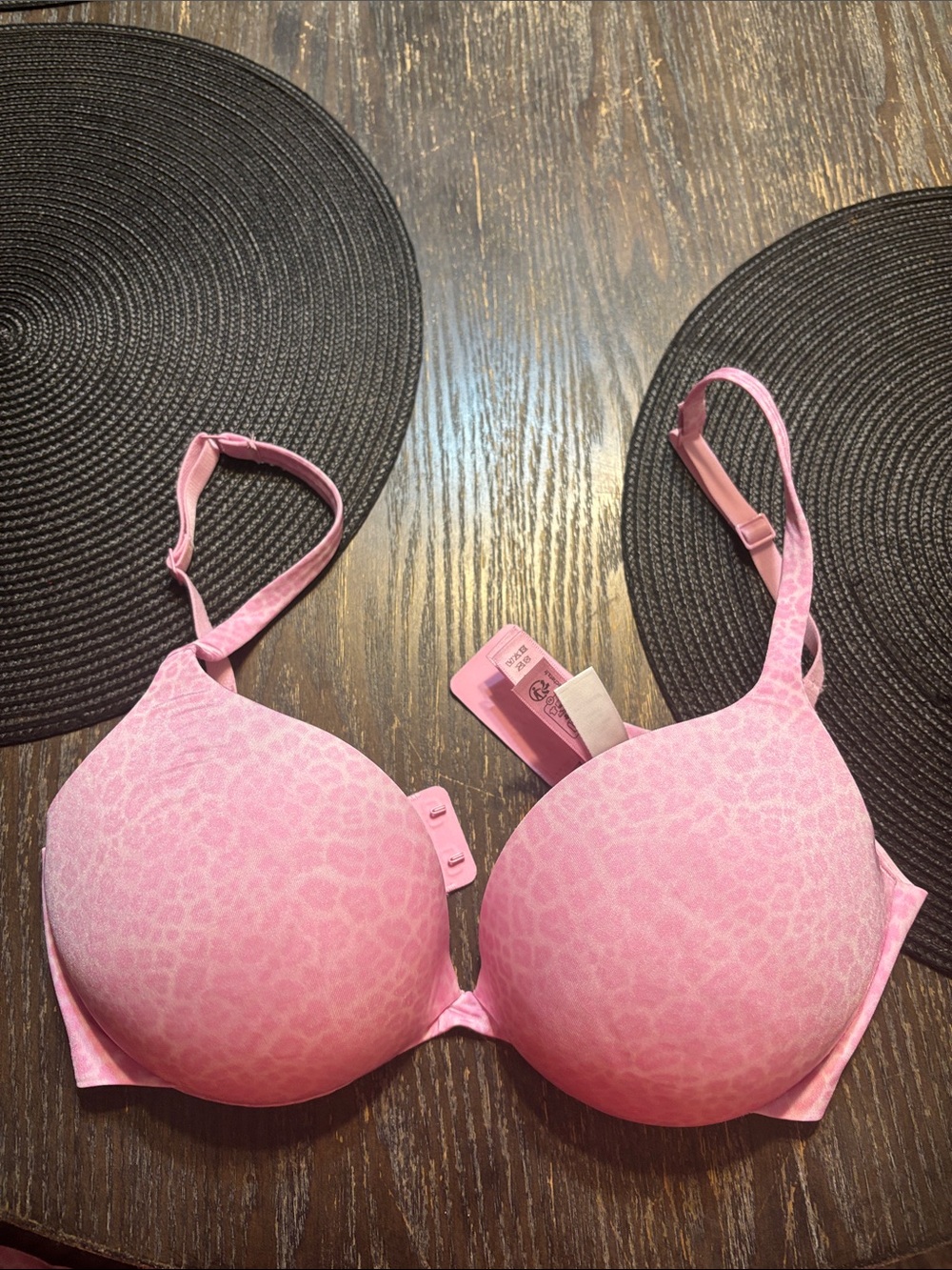 SKIMS ultimate push up Pink bubblegum Leopard-Print plunge Bra NWOT